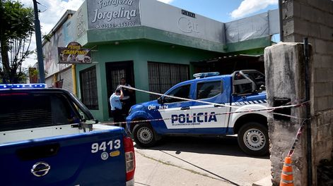 Comerciante respondió con su propia arma de fuego un asalto avenida Donato Álvarez al 7.700, Córdoba, matando a dos ladrones. (Pedro Castillo / La Voz)