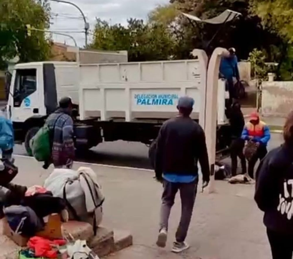 San Martín: cierre imprevisto del refugio para personas en situación de calle desata fuertes críticas y reabre el debate sobre la respuesta estatal.