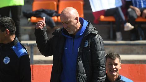 Los Andes | Fútbol Liga Profesional Godoy Cruz Antonio Tomba vs. Central Córdoba de Santiago del Estero en el estadio Malvinas ArgentinasDaniel Oldrá D.T. de Godoy Cruz Antonio TombaFoto: José Gutierrez / Los Andes