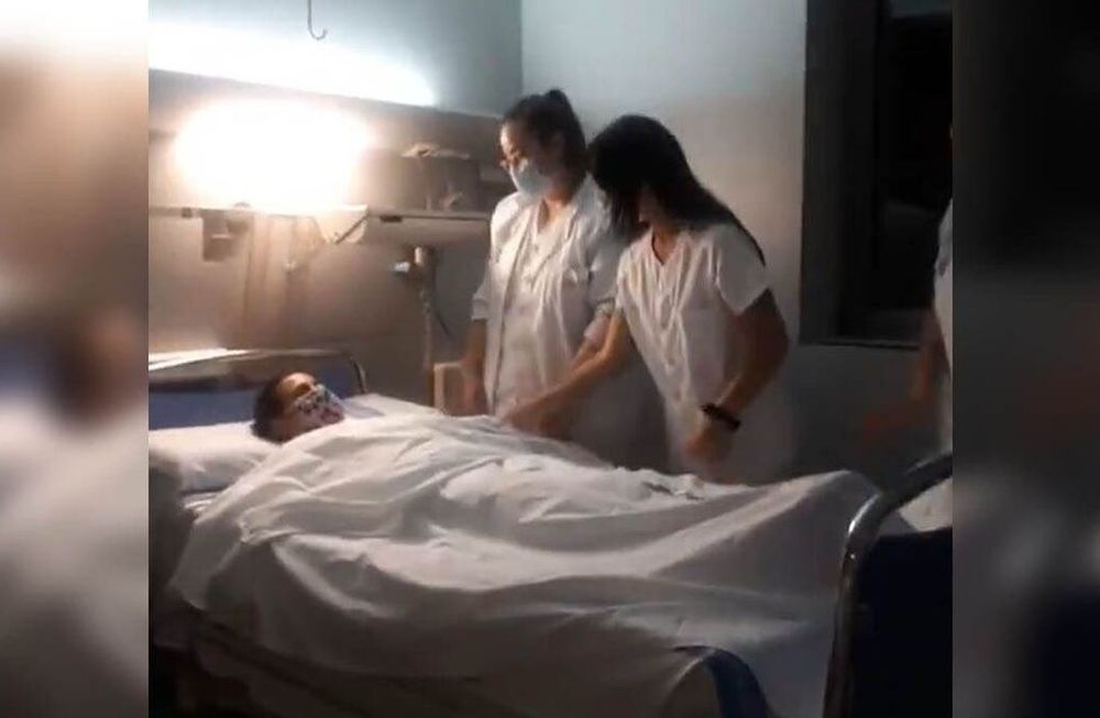 De no creer: enfermeras se burlan de pacientes fallecidos de Covid-19 y su video fue muy criticado