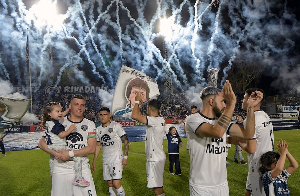 Independiente Rivadavia llega a la última fecha como el mejor de los mendocinos en la Primera Nacional y sueña en grande. / Foto: Orlando Pelichotti