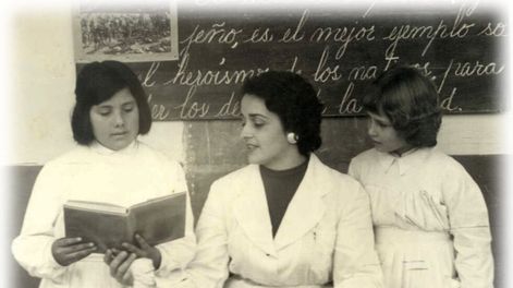 Exitosos profesionales de eficientes escuelas públicas del siglo pasado