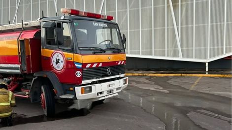 Tras la polémica por el incendio del casino, todos los bomberos del Este vuelven a operar con el sistema 911.