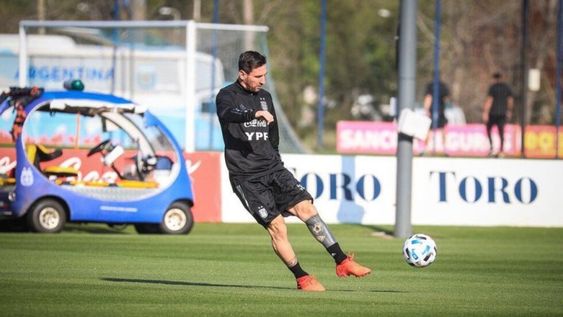 Messi escribió en su cuenta de istagram y recibió el apoyo de amigos y compañeros como Agüero y Di María. / Gentileza. Messi escribió en su cuenta de istagram y recibió el apoyo de amigos y compañeros como Agüero y Di María. / Gentileza.