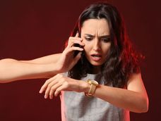 Cancelar planes a último momento no es falta de compromiso. Cancelar planes a último momento no es falta de compromiso.