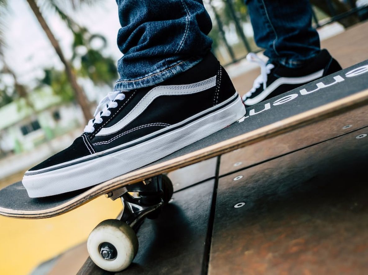 ¿Conviene comprar en Chile?: esto es lo que valen unas zapatillas Vans.