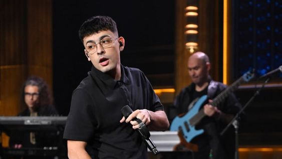 Trueno conquistó el escenario de Jimmy Fallon con los Wachiturros y el estreno de su disco TURR4ZO.