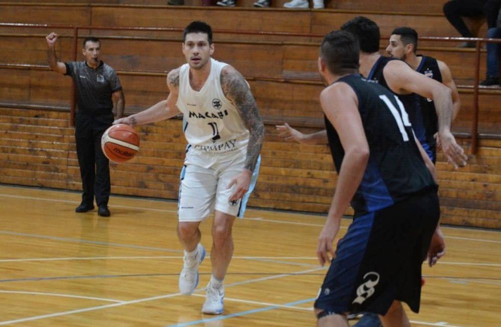 Matías Sandes aportó 12 puntos, pero en el tercer cuarto abandonó el campo de juego por una falta técnica y una falta antideportiva. / Gentileza: Prensa FBPM.