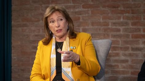 Los Andes | Esther Sánchez habló este viernes con los medios para explicar la compleja situación que atraviesan la Uncuyo. Foto: Ignacio Blanco / Los Andes