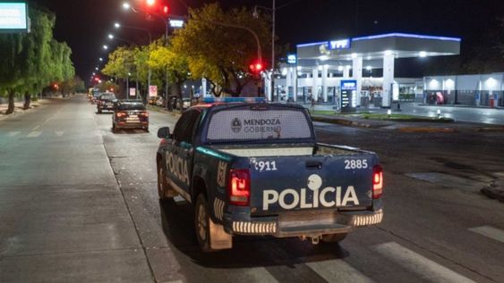 Un conductor atropelló a un peatón a la salida de un boliche. Imagen ilustrativa