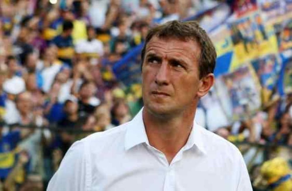 Arruabarrena muy duro con Frank Fabra. / Gentileza.