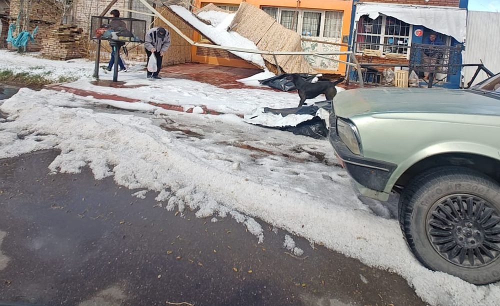 Granizo en San Carlos produjo daños en viviendas.