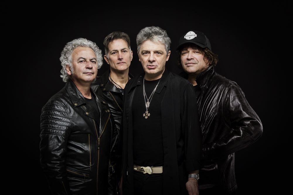 Ratones Paranoicos, la legendaria banda de Juanse, encabeza la grilla.