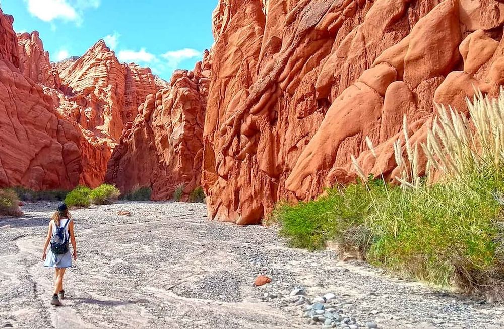 Imágenes de las Cuevas de Acsibi