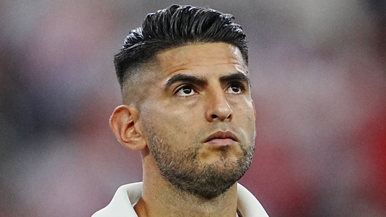 Carlos Zambrano, junto a Sergio Peña y Miguel Trauco, fueron apartados temporalmente del plantel de Alianza Lima.