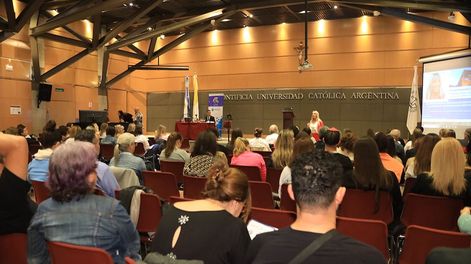 Adriana Napque en el CIIPEC 2023: “Se puede llegar al mismo lugar desde diferentes caminos”