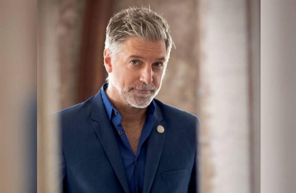 Horacio Cabak publicó varios tuits desde terapia intensiva para llevar tranquilidad sobre su cuadro