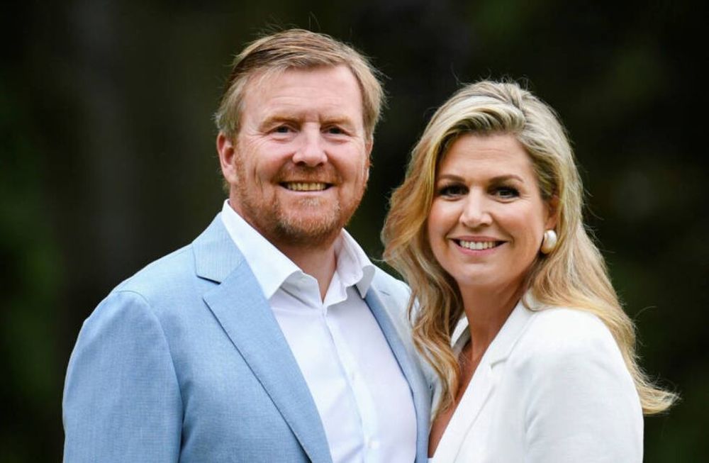 Máxima y Guillermo de Holanda olvidaron las medidas contra el coronavirus y fueron obligados a pedir disculpas