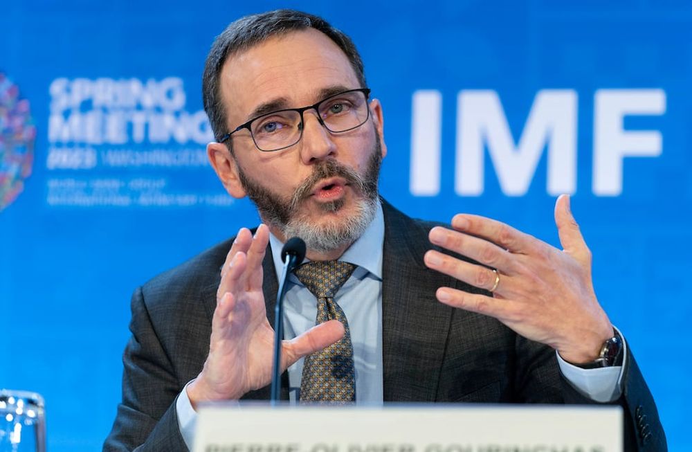 El director del departamento de investigaciones del Fondo Monetario Internacional, Pierre-Olivier Gourinchas, en Washington el 11 de abril de 2023. (AP foto/Jose Luis Magana)