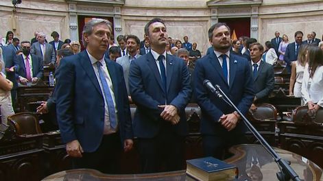 Política en Off. Luis Petri juró esta semana como diputado nacional de La Libertad Avanza con un mensaje mileísta. A la par lo hicieron también Emir Félix (PJ) y Álvaro Martínez (LLA). Mientras tanto, en Mendoza, el radicalismo le puso un límite al sanmartiniano.