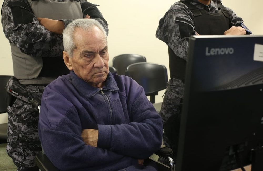 Pese a las denuncias en tres ciudades, el cura Nicola Corradi solo llevará a cuestas los 42 años por los que fue condenado por los abusos en Mendoza.