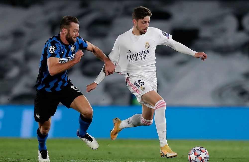 Real Madrid derrotó 3-2 a Inter, en el estadio Alfredo Di Stefano de Valdebebas. Karim Benzema, Sergio Ramos y Rodrygo marcaron los tantos del Merengue. / Gentileza.
