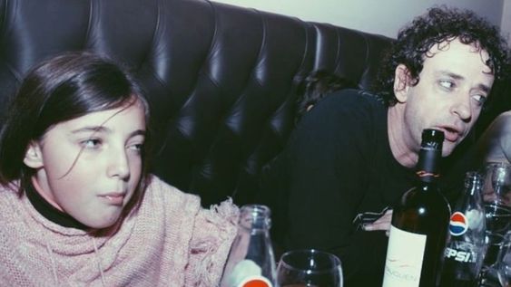 asi es el presente de lisa, la hija de 30 anos de gustavo cerati: entre la musica, el cine y el diseno grafico