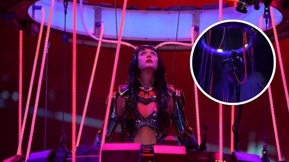 Katy Perry sufre una descarga eléctrica durante su show y se suma a la lista de accidentes durante su gira. El video se hizo viral y aumentó la preocupación de los fans por su seguridad.