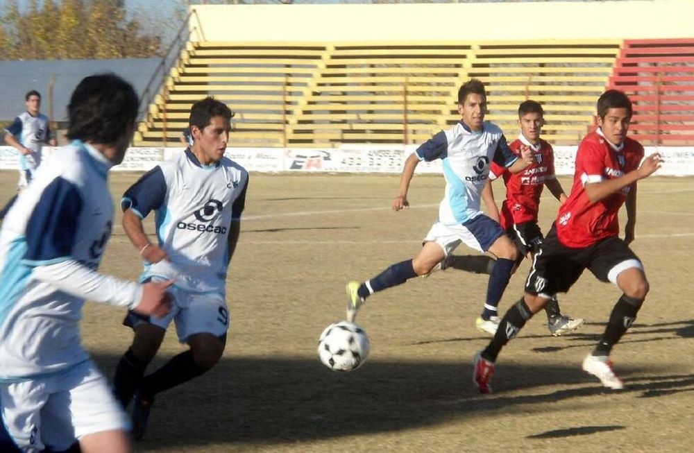 Immagine illustrativa. L'organizzazione si è impegnata a eseguire gli studi cardiologici richiesti sugli oltre 9.000 giocatori federati provenienti da 31 club affiliati alla Mendoza League.