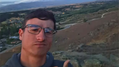 Héctor Gastón Artigau, el joven argentino que se perdió en un parque nacional de Nueva Zelanda.