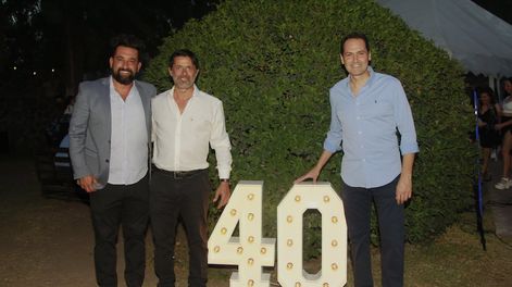 Federico Espósito, Hernán Lahún (directorio de Andesmar Cargas) y Mauricio Badaloni.