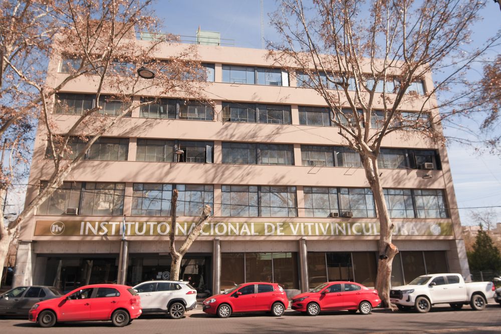 El Instituto Nacional de Vitivinicultura y el INTA volvieron a ser organismos descentralizados, porque el Gobierno nacional dio marcha atrás con los cambios