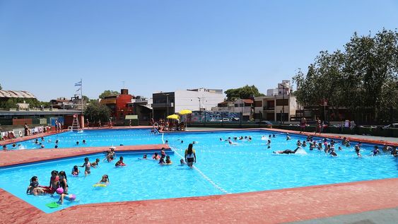 Cuidados y recomendaciones para evitar el COVID-19 en piletas