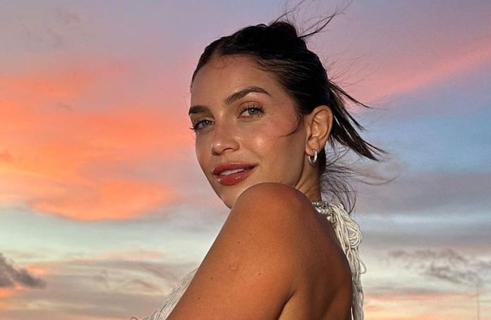 Zaira Nara enamoró corazones con un conjunto al crochet desde Ibiza