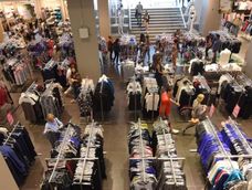 Las compras en Chile, una costumbre mendocina que sigue pese a la devaluación, pandemia, y crisis políticas. Archivo Claudio Gutiérrez / Los Andes
