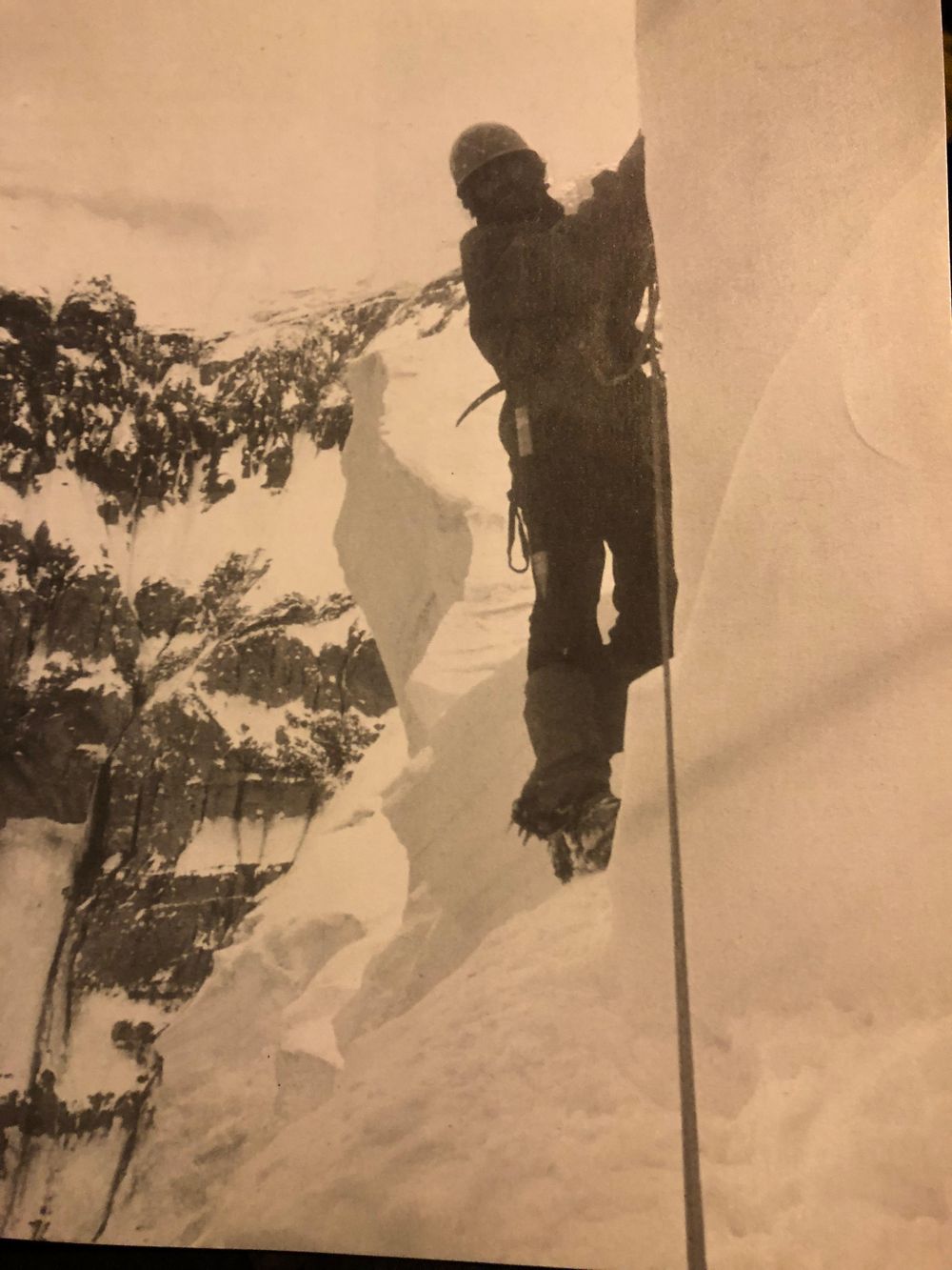 La expedición de Alejandro Randis, Miguel Sánchez, Daniel Rodríguez y Domingo Álvarez que hizo cumbre en el Aconcagua el 23 de febrero de 1986 por la Pared Sur.