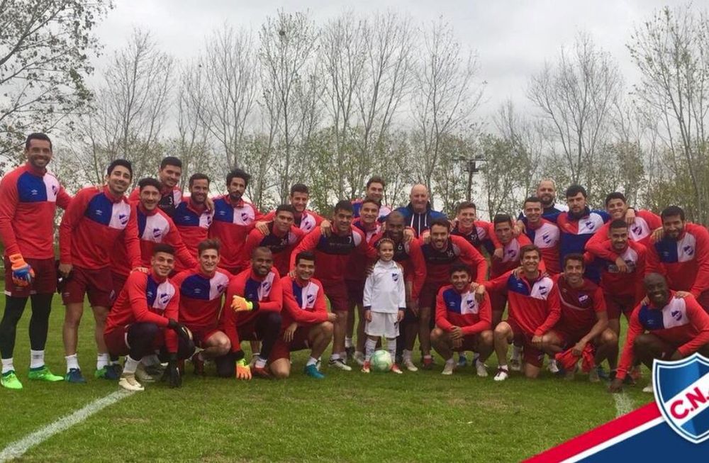 La futbolista de 7 años de Nacional cumplió un sueño y hasta Luis Suárez la saludó