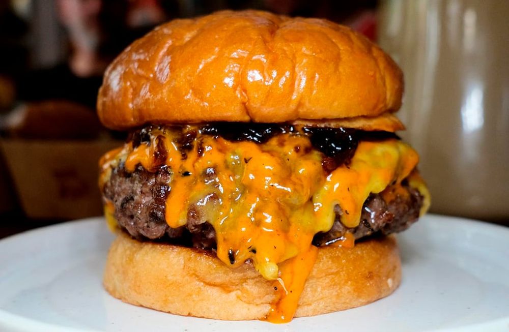 The Worlds Best Burgers ha elegido la hamburguesa española de Hundred Burgers como la ganadora por primera vez en la historia. Foto: Hundred Burgers