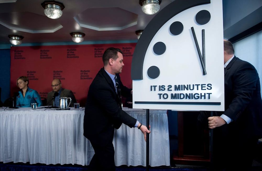 El reloj que mide la cercanía del Apocalipsis anuncia inminente cataclismo mundial