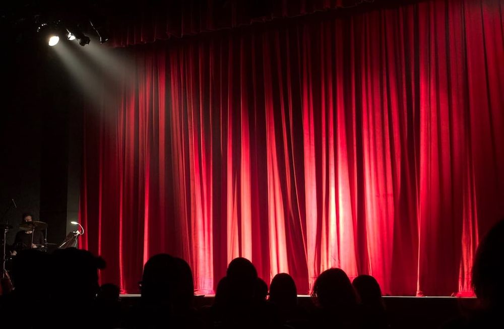 Fin de semana largo a puro teatro y música: conseguí tus entradas 2x1 en Los Andes Pass