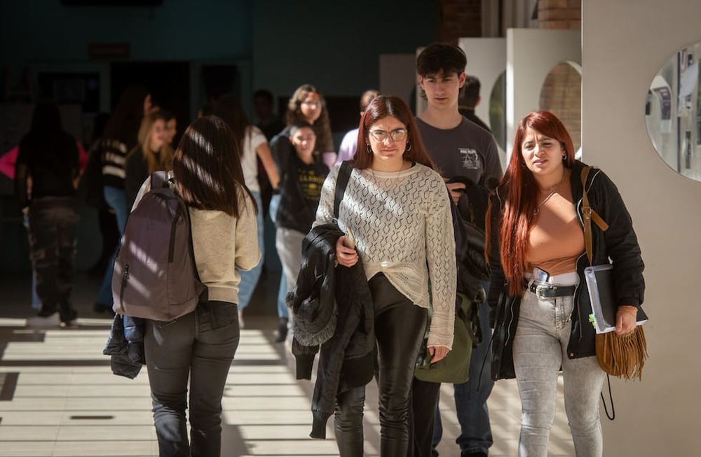Con mayor demanda, la UNCuyo aumentó la cantidad de becas que otorga e increnmentó los montos. Facultad de DerechoFoto: Ignacio Blanco / Los Andes