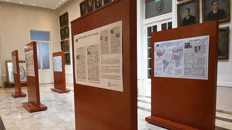 Los Andes | La muestra con las tapas de Diario Los Andes durante el conflicto por la recuperación de las islas, se habilitará este martes en el Salón de los Pasos Perdidos.Foto:José Gutierrez / Los Andes