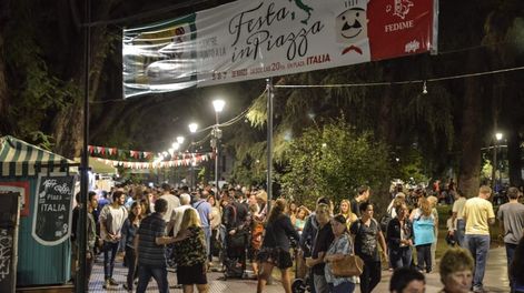 Este 28 de febrero y el 1 y 2 de marzo, desde las 20, la plaza Italia vivirá la edición número 37 de la icónica fiesta ítalo-argentina.