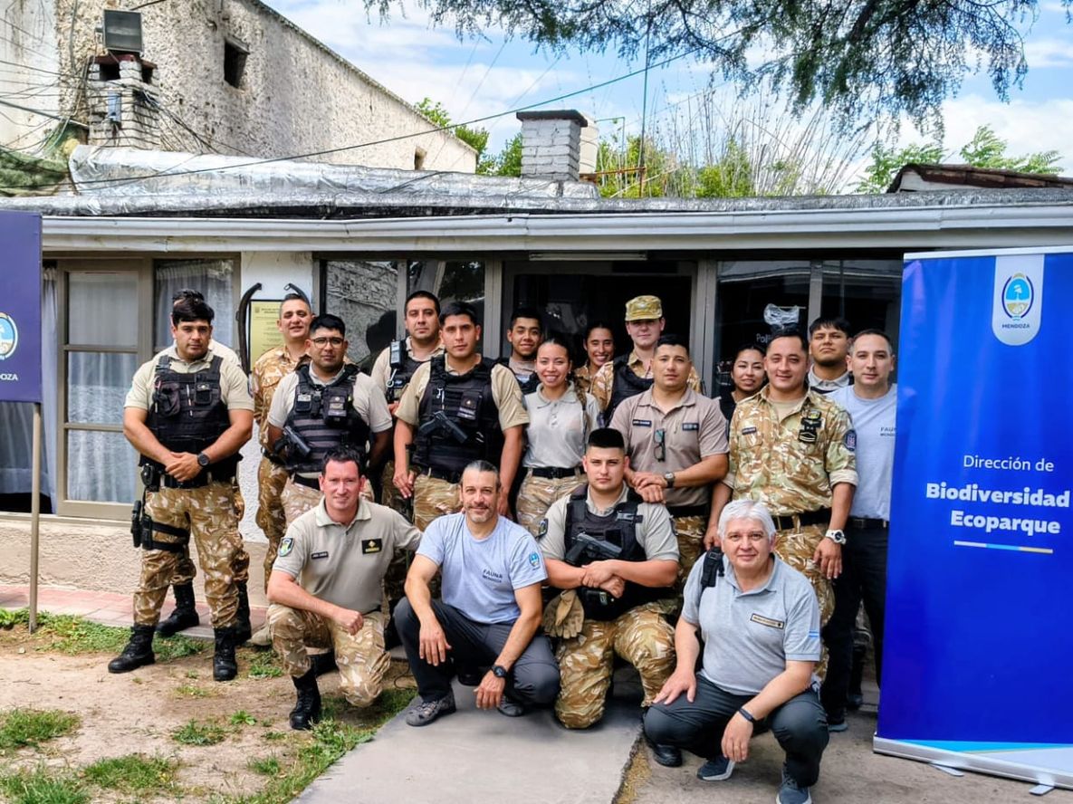 La formación estuvo a cargo de la Dirección de Biodiversidad y Ecoparque y estuvo dirigida a quienes patrullan el territorio rural que suelen ser el primer eslabón ante situaciones de fauna herida, tráfico ilegal o caza furtiva.