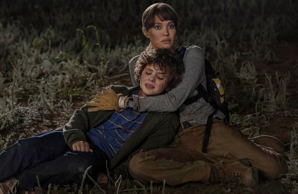 Angelina Jolie vuelve al cine y a vestirse de heroína en “Aquellos que desean mi muerte”
