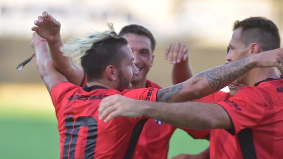 Goleador: el Pato que rompe redes