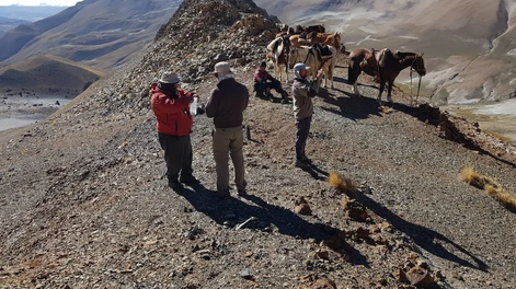 Los hallazgos preliminares en El Perdido, en Malargüe Distrito Minero Occidental 1, son alentadores y en diciembre o enero comenzarán la perforación