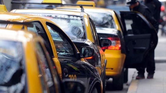 El gobierno dispuso la reorganización de las paradas de taxi en el Gran Mendoza