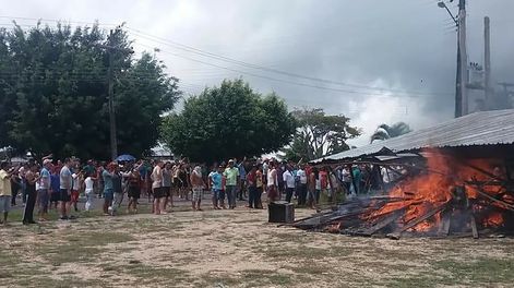 Atacan en Brasil campamento de inmigrantes venezolanos