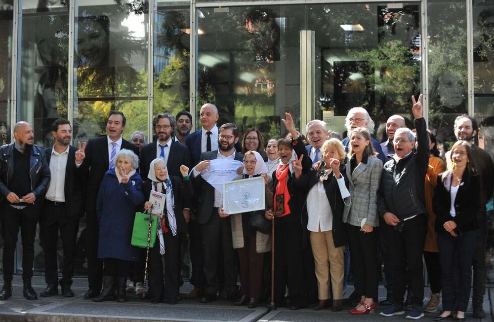 POLÍTICAEL PRESIDENTE DE CHILE GABRIEL BORIC Y ALBERTO FERNANDEZ EN LA EX ESMAFoto CLARIN